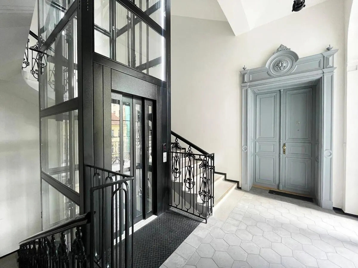 Vintage & Modern - Best Of Both Worlds In The Heart Of Πράγα Διαμέρισμα